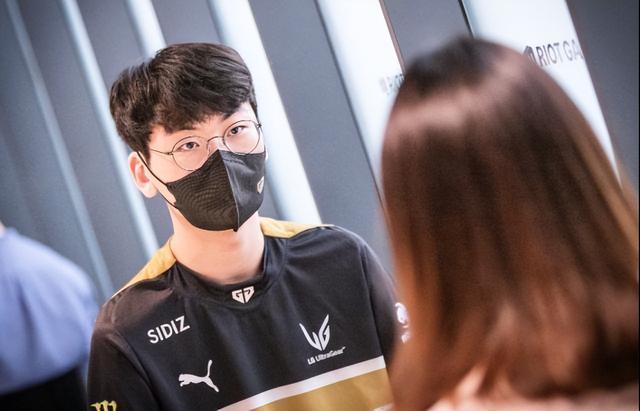 手额外出手 手额外出手