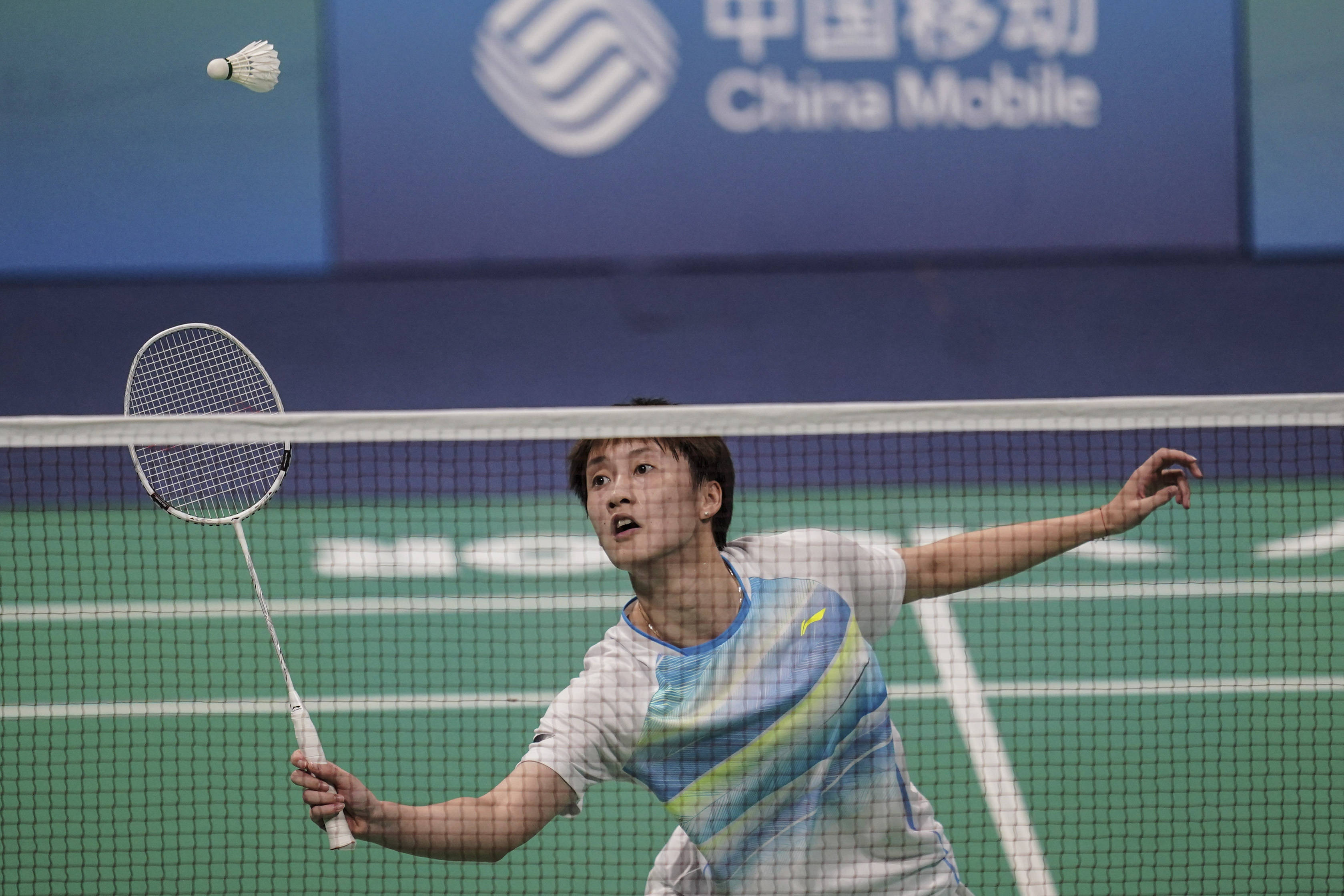 老鹰补防一 老鹰补防一